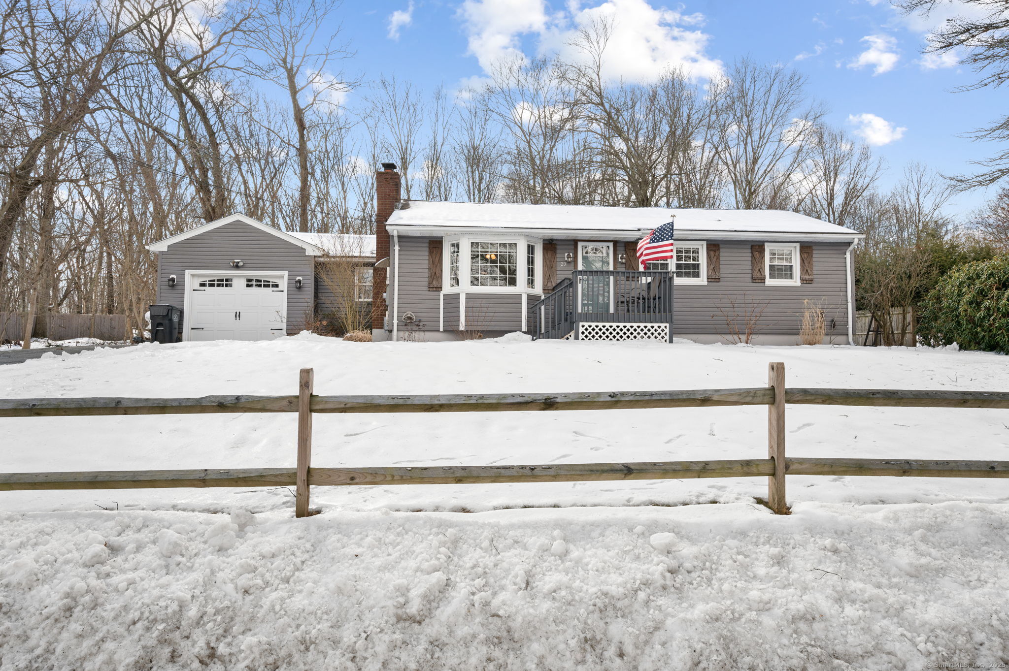 20 Teecomwas Drive, Montville, Connecticut image 1