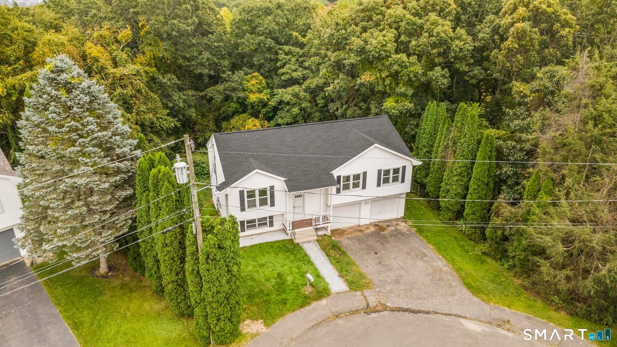 63 Oakcrest Circle