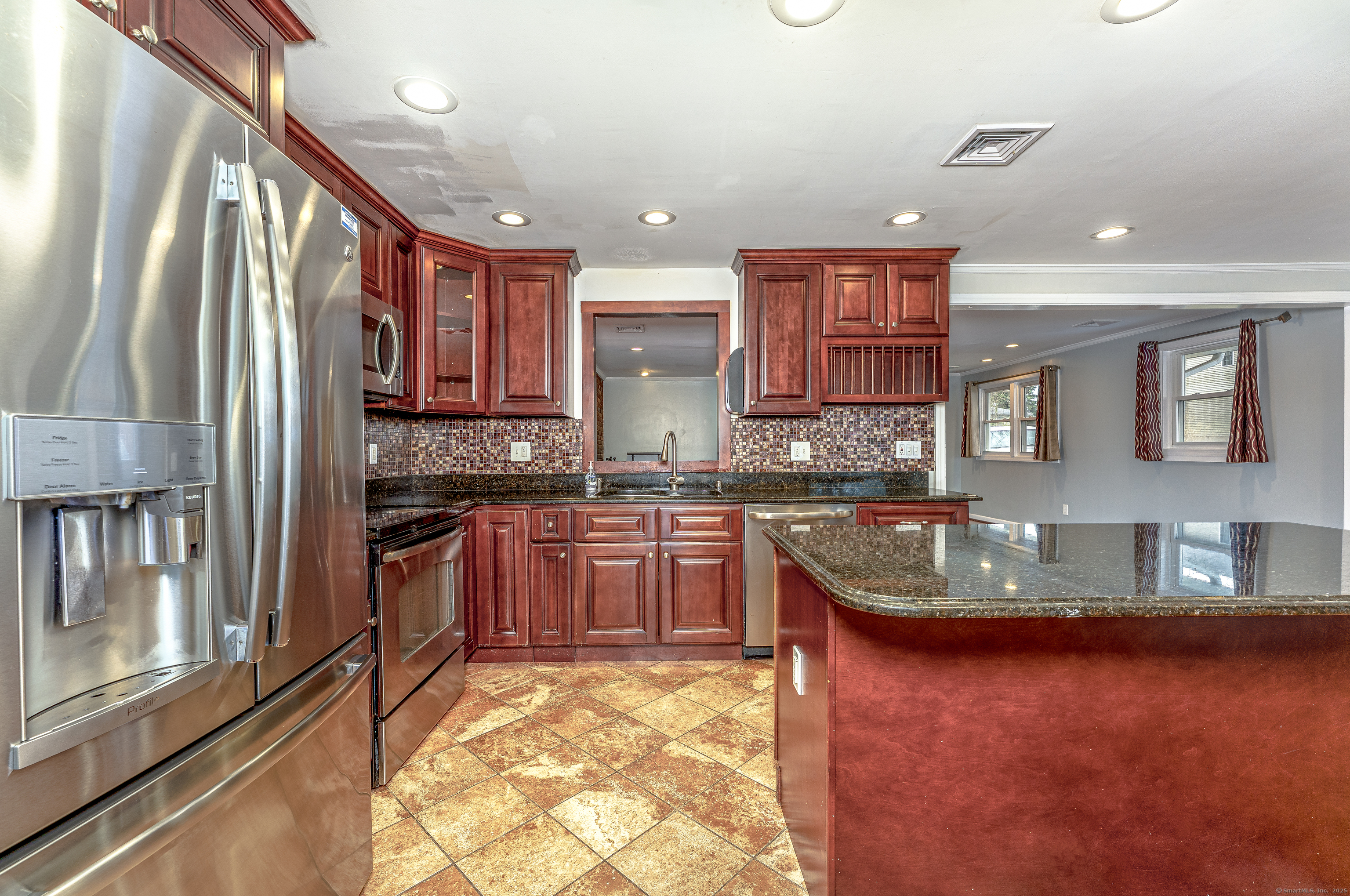 47 Dale Street, East Haven, Connecticut image 13