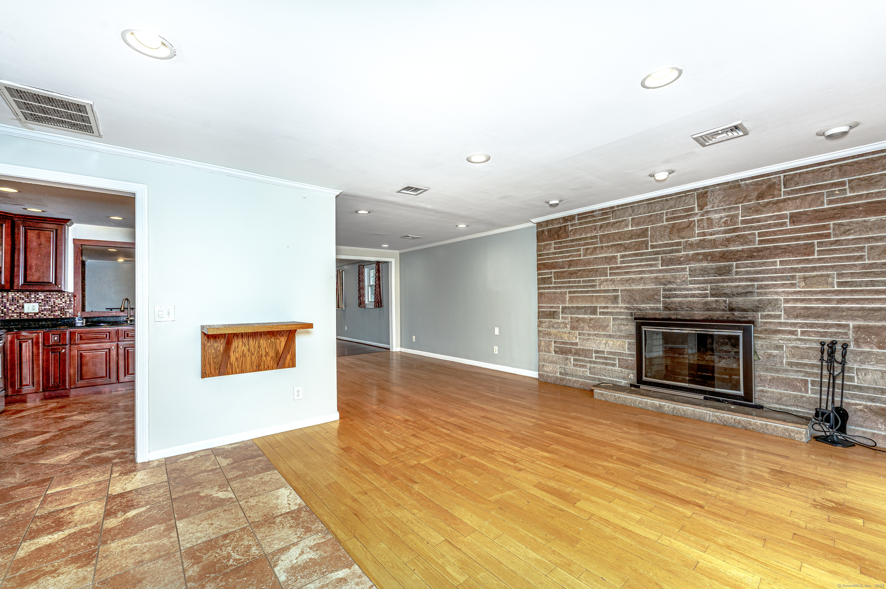 47 Dale Street, East Haven, Connecticut image 10