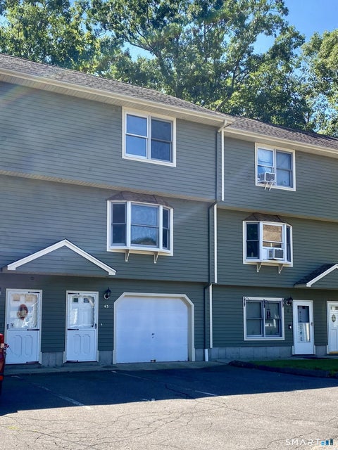 Condo For Sale - 680 N Colony Street #43<br/> Meriden, CT 06450