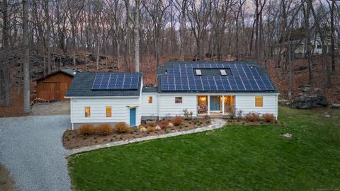 36 Rocky Ridge Road Easton CT 06612