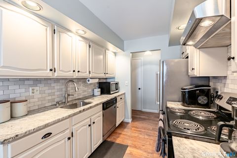 Tiny photo for 1 Essex Court #1, Brookfield, CT 06804 (MLS # 24147398)