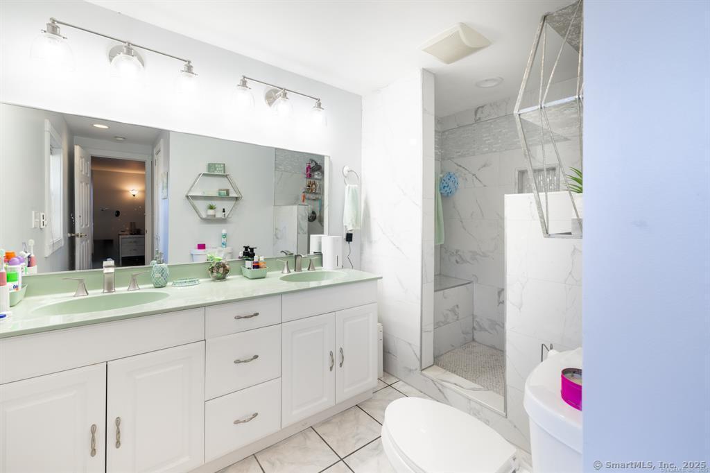 29 Towhee Lane, Glastonbury, Connecticut image 20