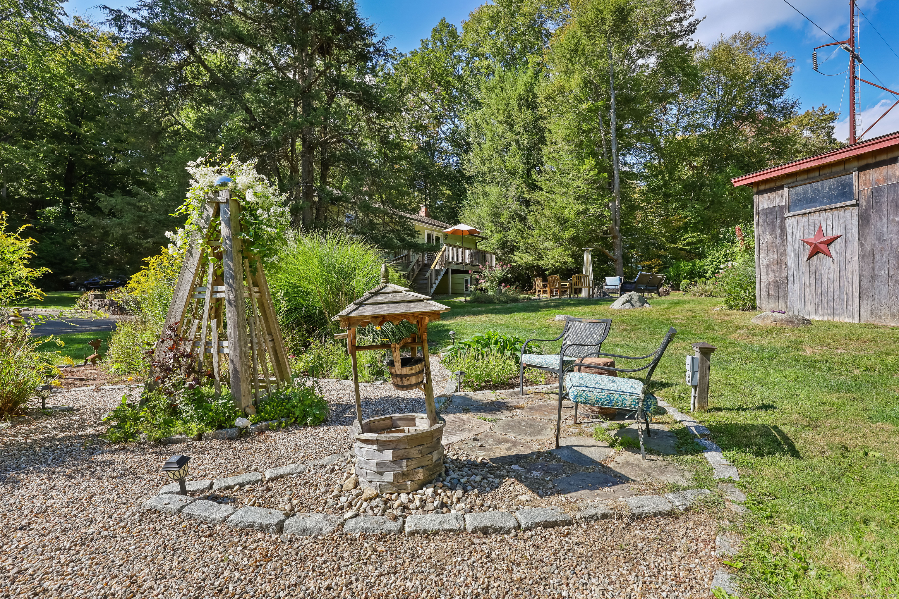 12 Upper Parish Drive