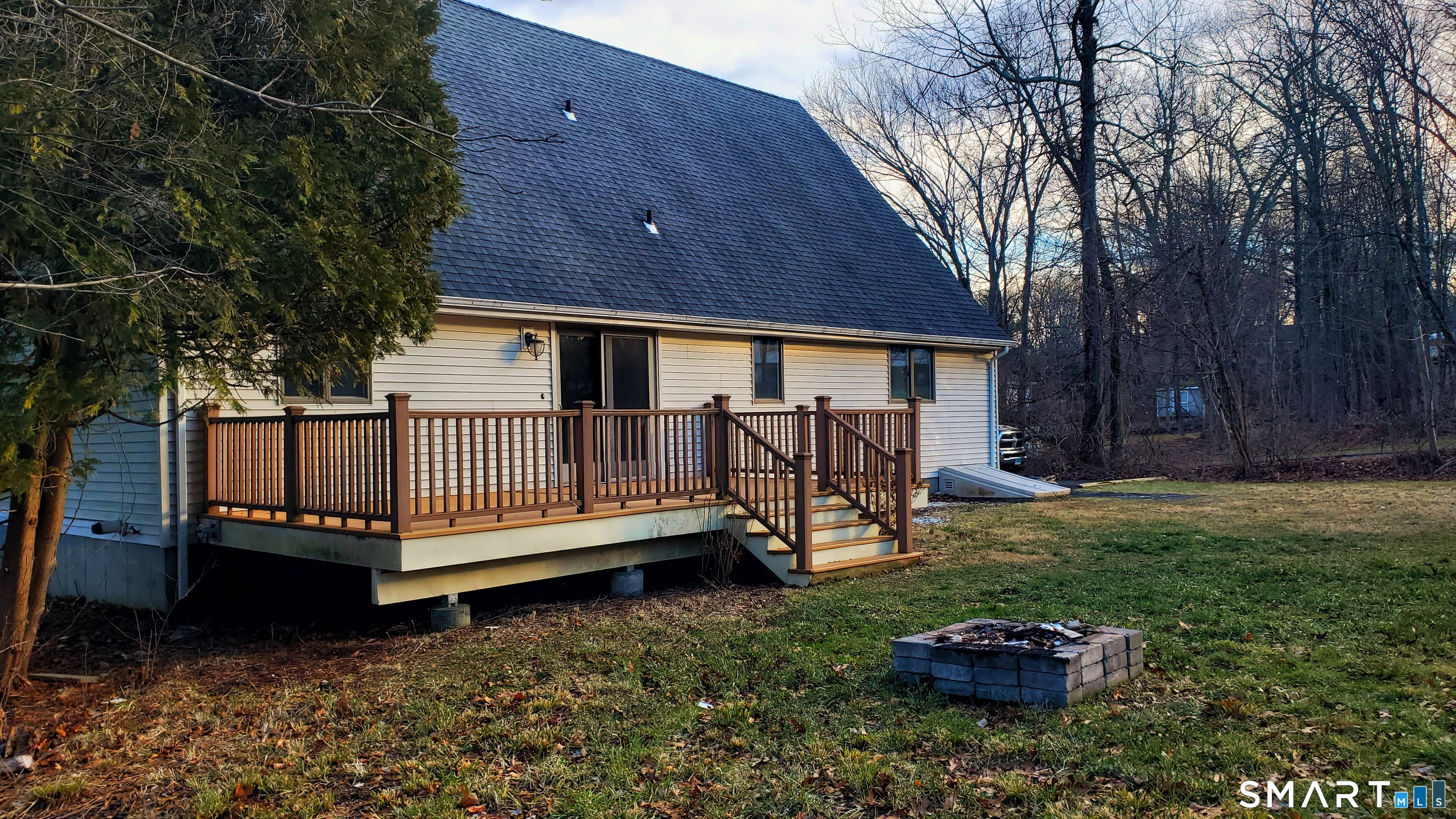 1380 Paradise Avenue