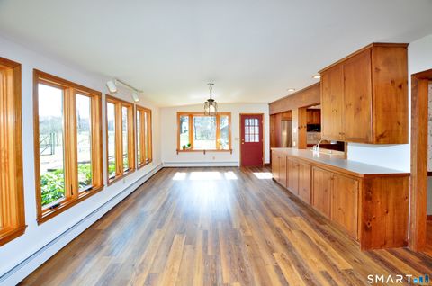 Tiny photo for 14 North Drive, Simsbury, CT 06070 (MLS # 24163067)