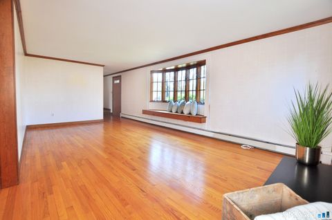 Tiny photo for 14 North Drive, Simsbury, CT 06070 (MLS # 24163067)