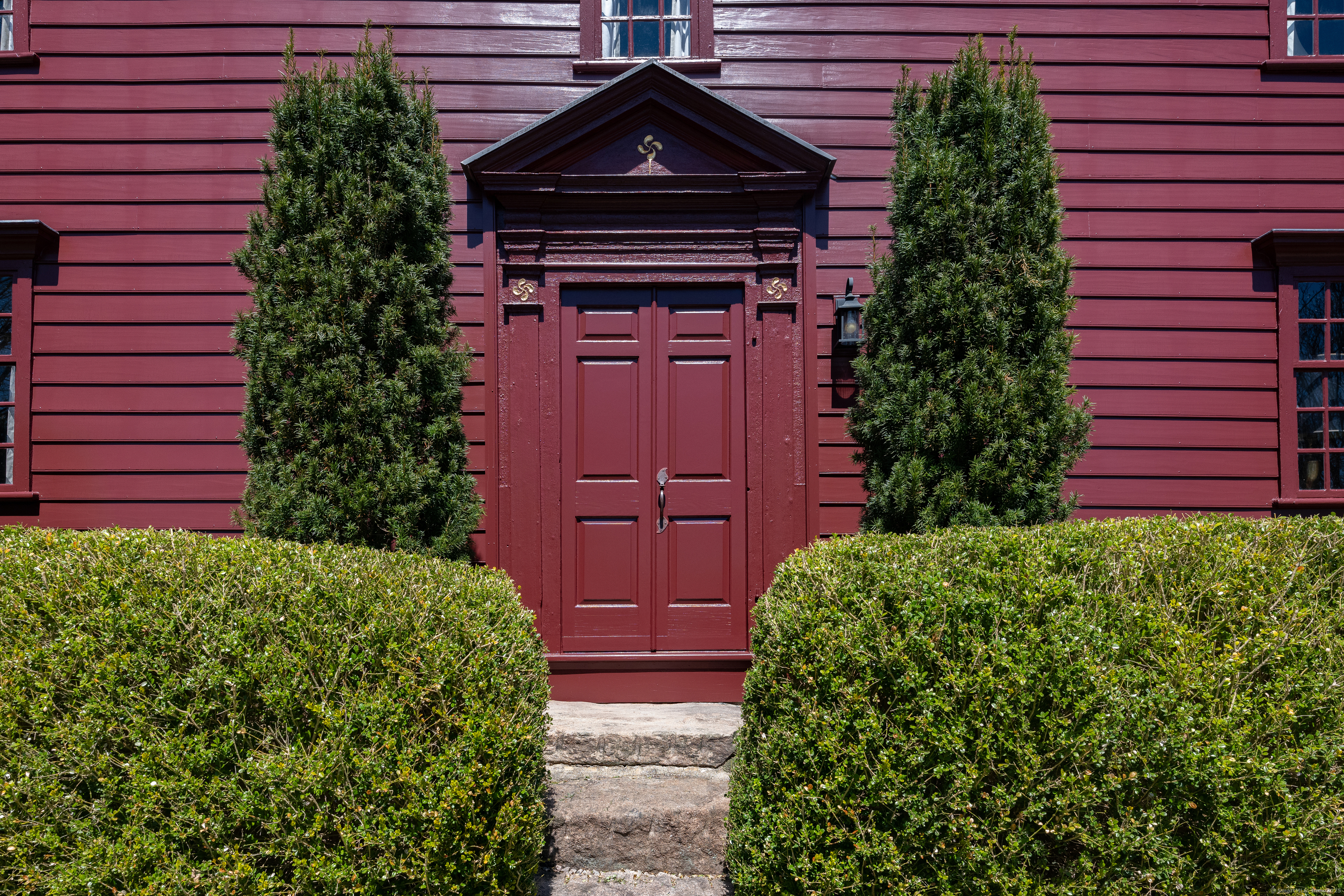 575 Leetes Island Road