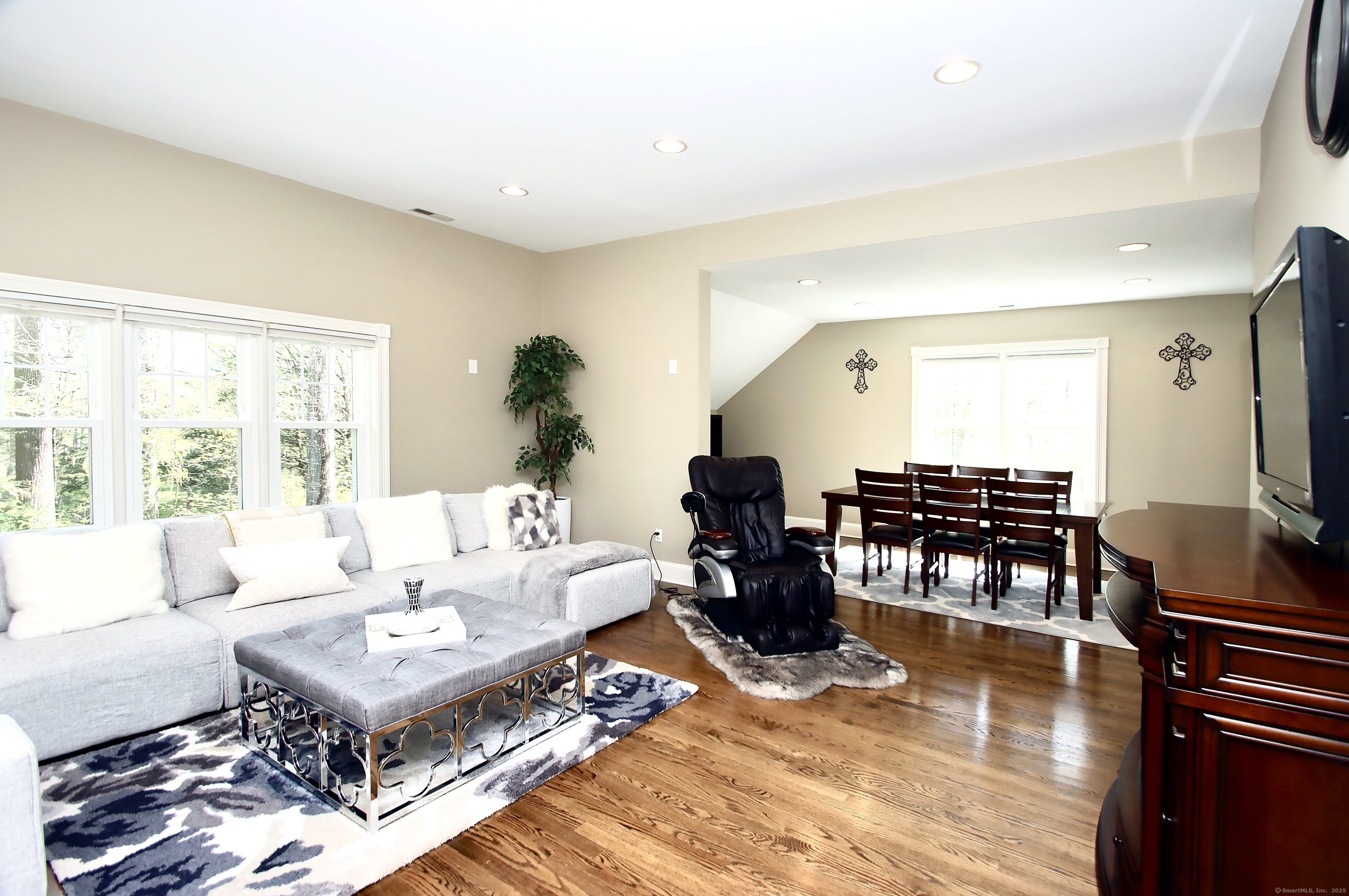 56 Grouse Lane, Woodbridge, Connecticut image 23