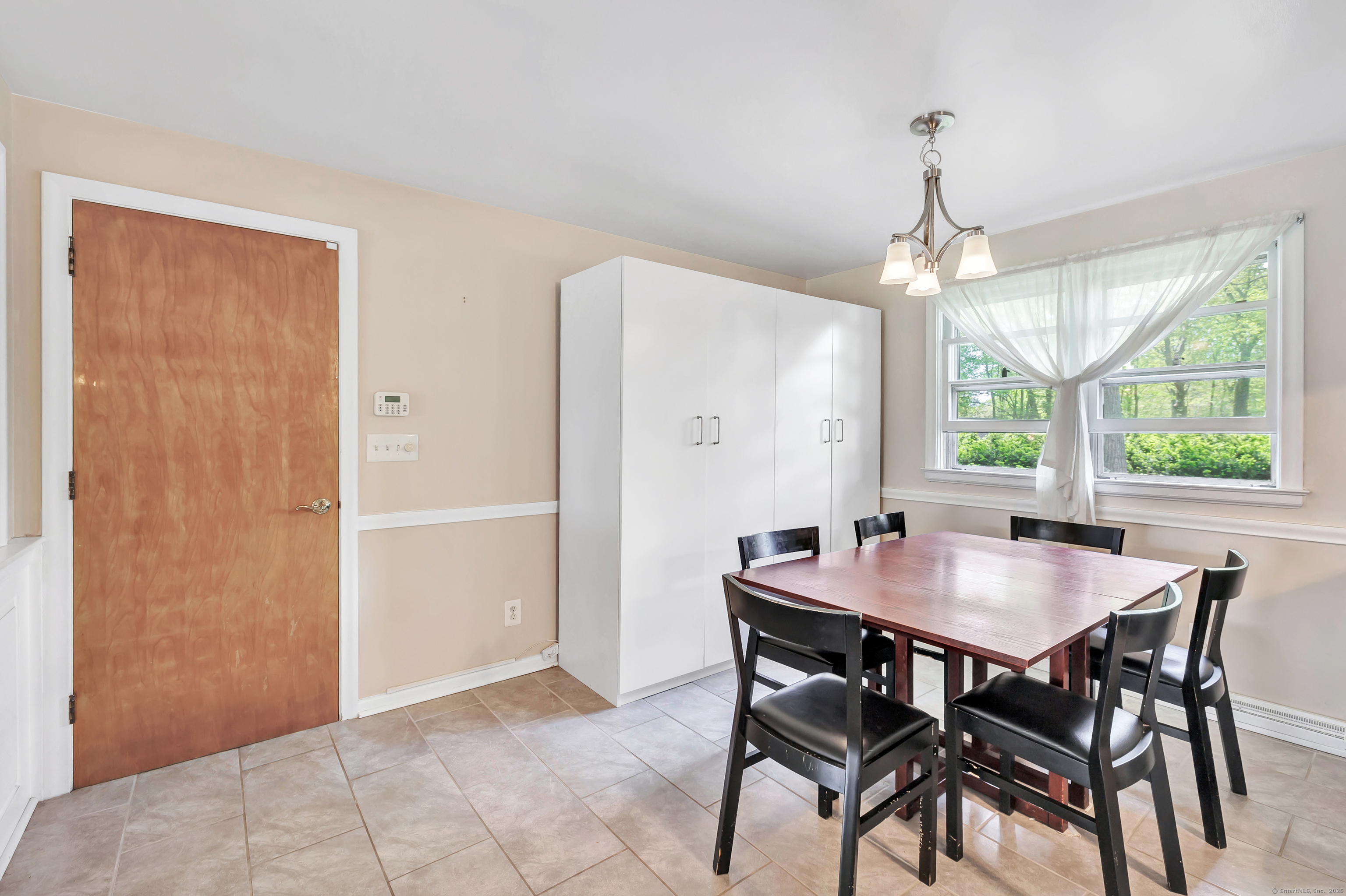 15 Roger Avenue, North Haven, Connecticut image 7