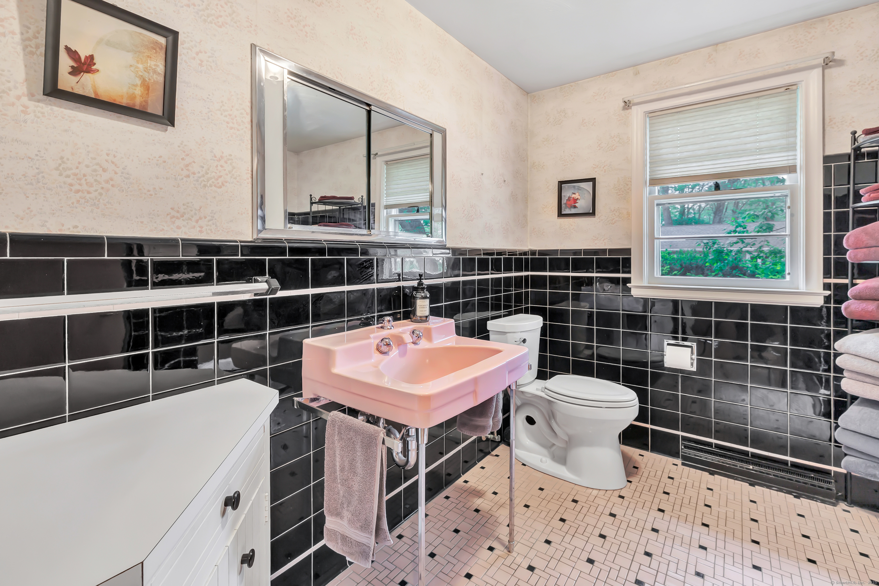 15 Roger Avenue, North Haven, Connecticut image 17