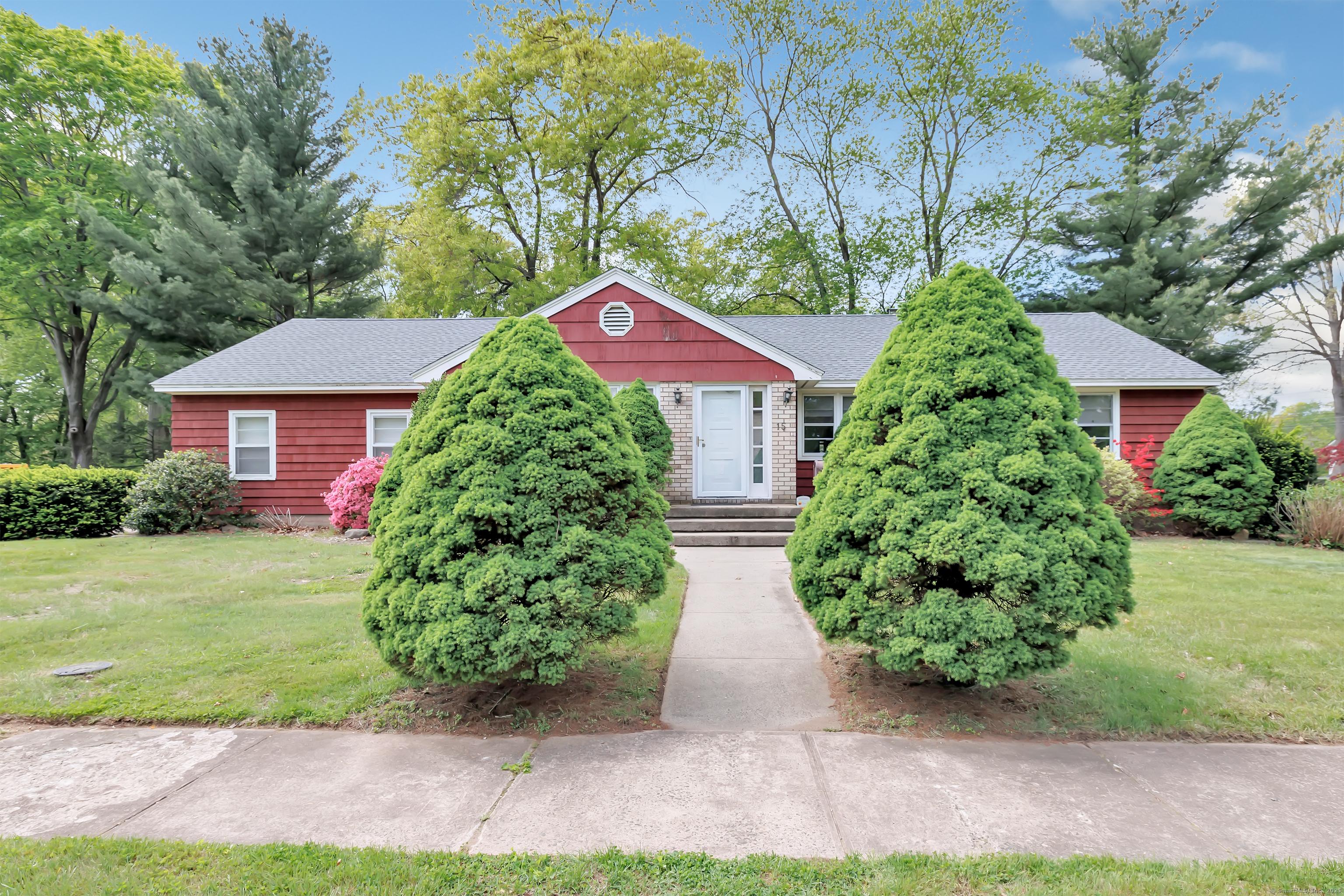 15 Roger Avenue, North Haven, Connecticut image 35