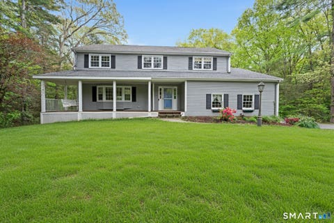 Homes For Sale - 20 Saxton Brook Drive<br/> Simsbury, CT 06070