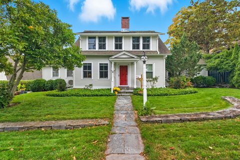 Photo of 18 Little Point Street, Essex, CT 06426 (MLS # 24164505)