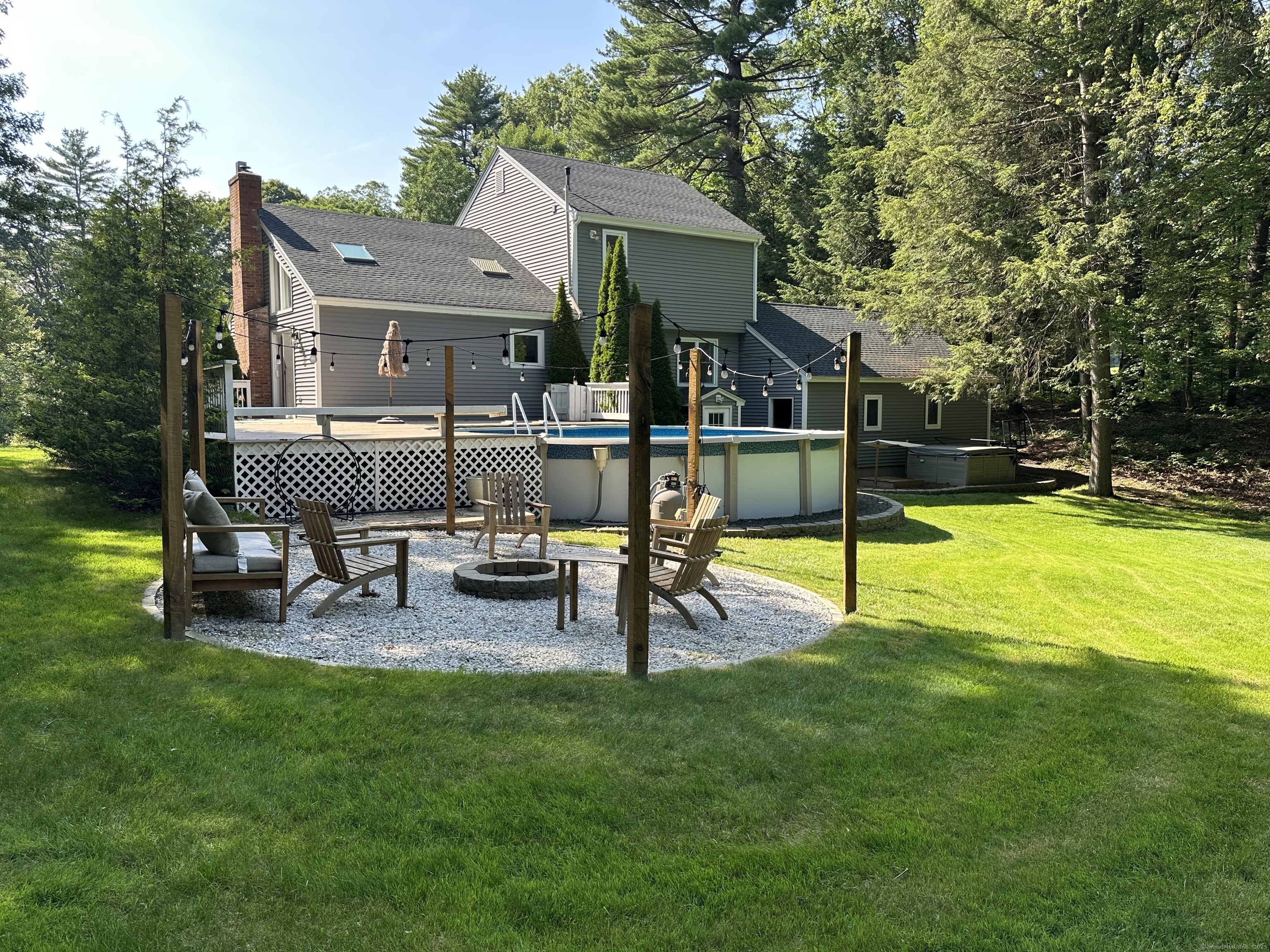2 Evergreen Drive