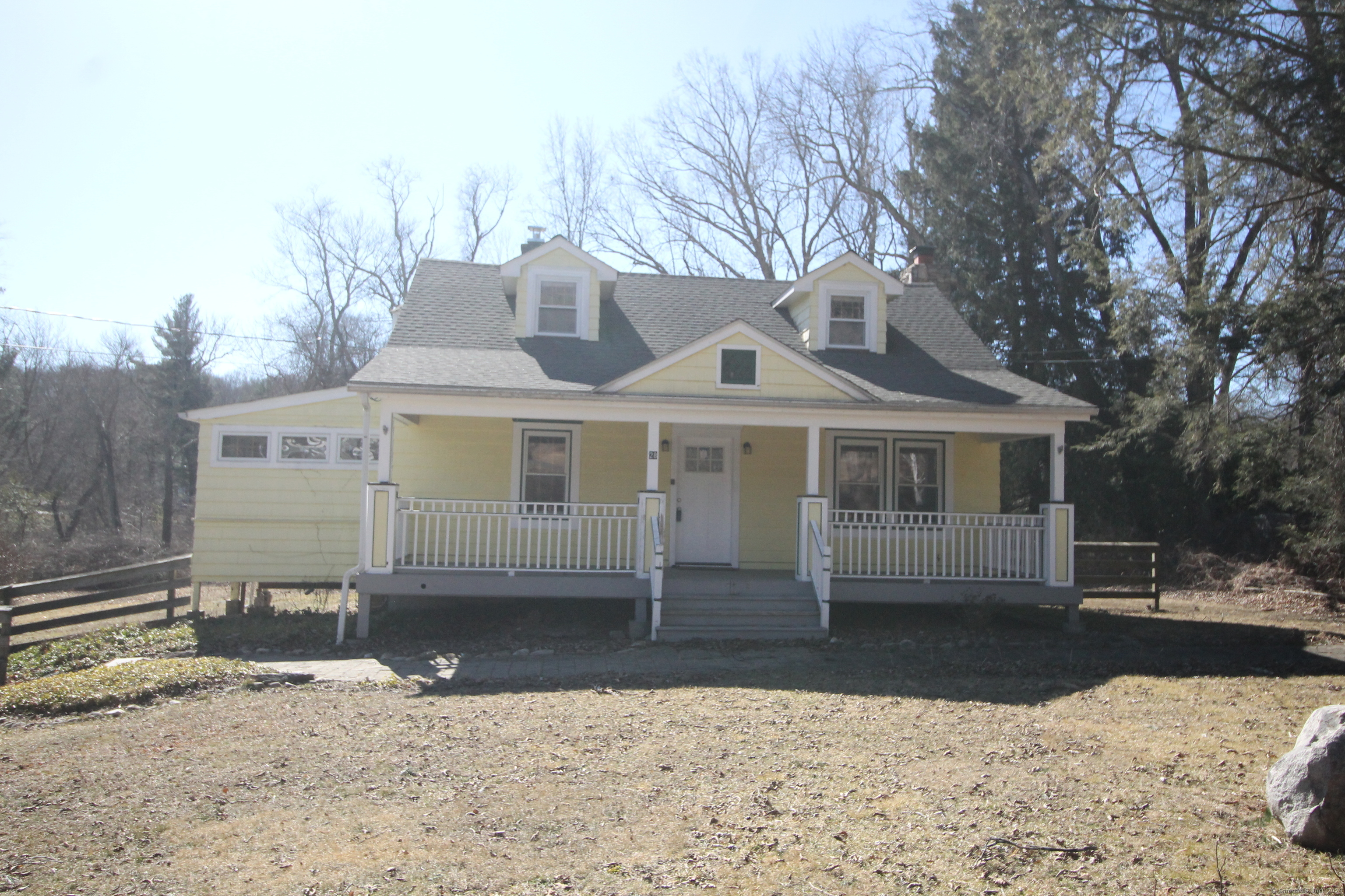 Rockwell Road, Bethel, Connecticut - 3 Bedrooms  
2 Bathrooms  
7 Rooms - 