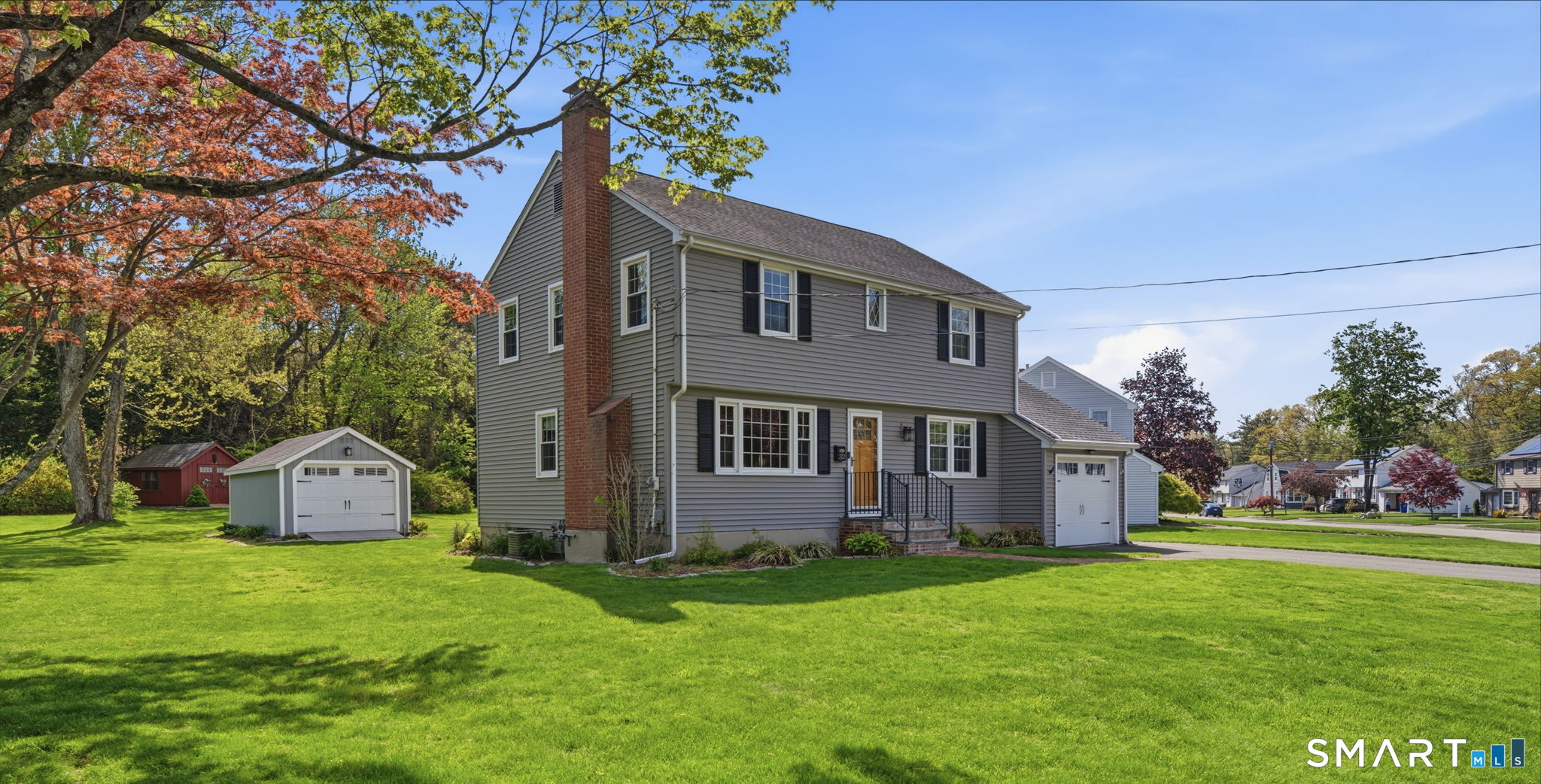 32 Meadowgate Street