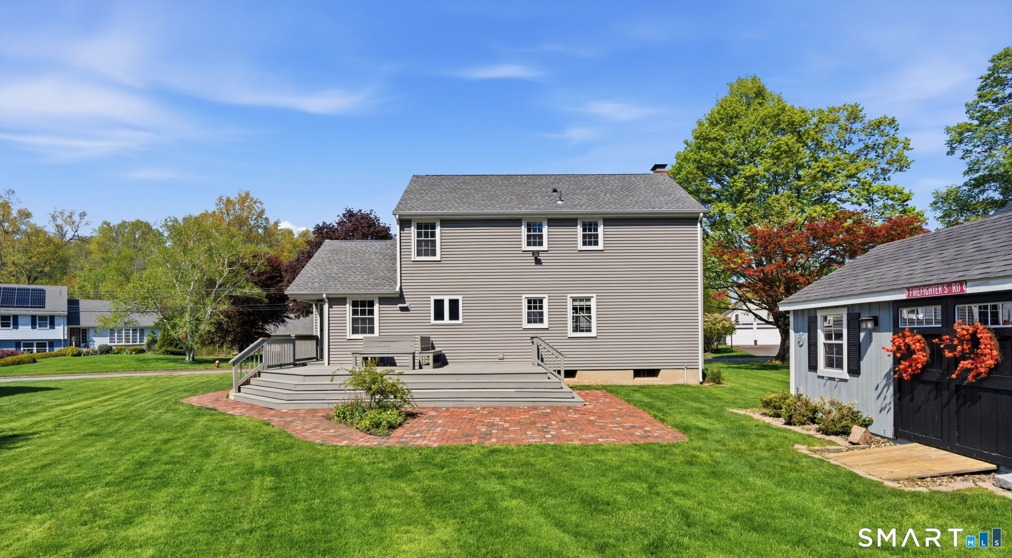 32 Meadowgate Street