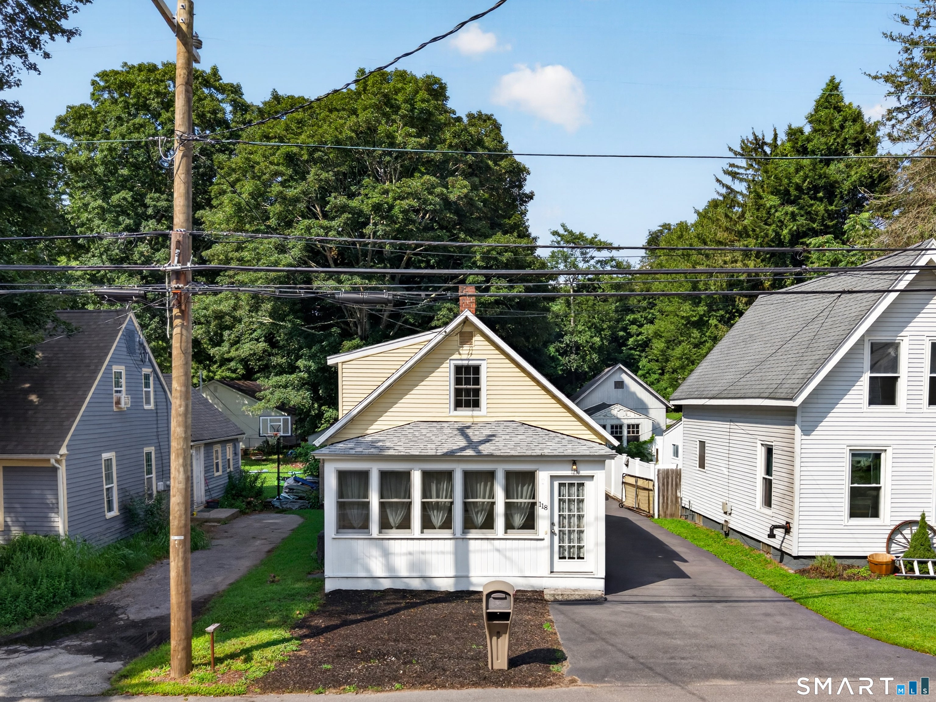 118 Route 2A