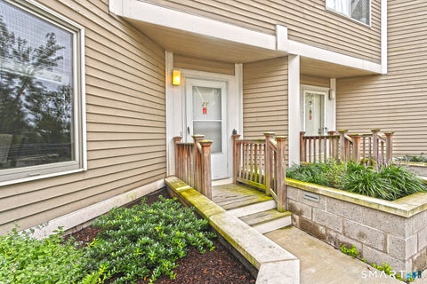 Tiny photo for 21 Harbour Close #A-21, New Haven, CT 06405 (MLS # 24201615)