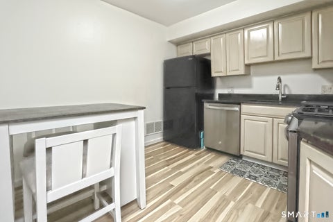 Tiny photo for 21 Harbour Close #A-21, New Haven, CT 06405 (MLS # 24201615)