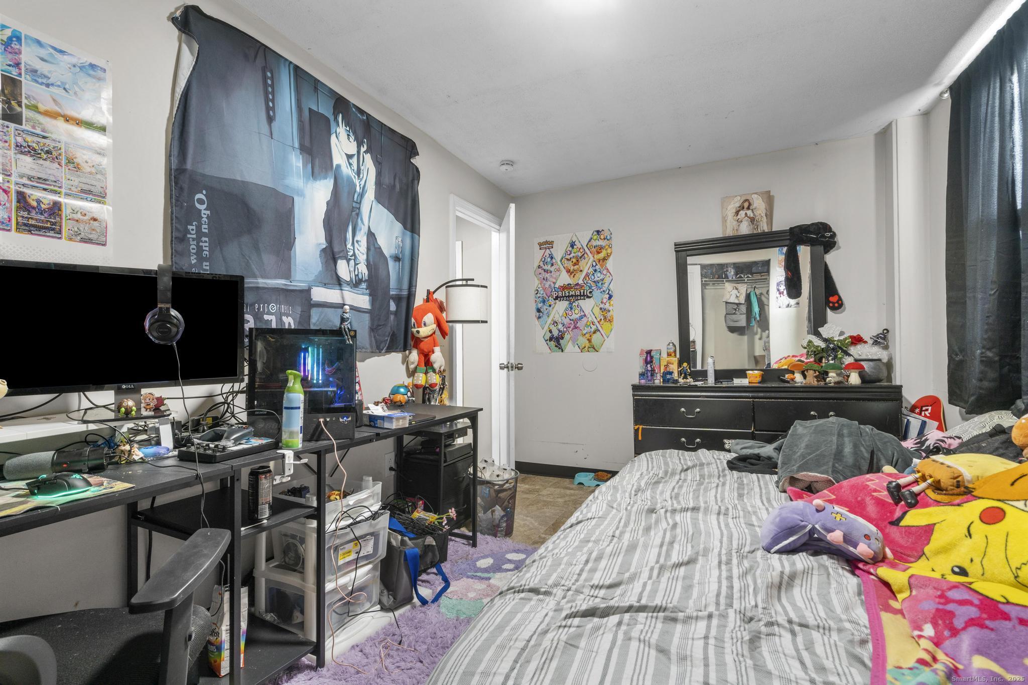 Plymouth, Connecticut 06782, United States, 7 Bedrooms Bedrooms, ,3 BathroomsBathrooms,Residential,Active,244704