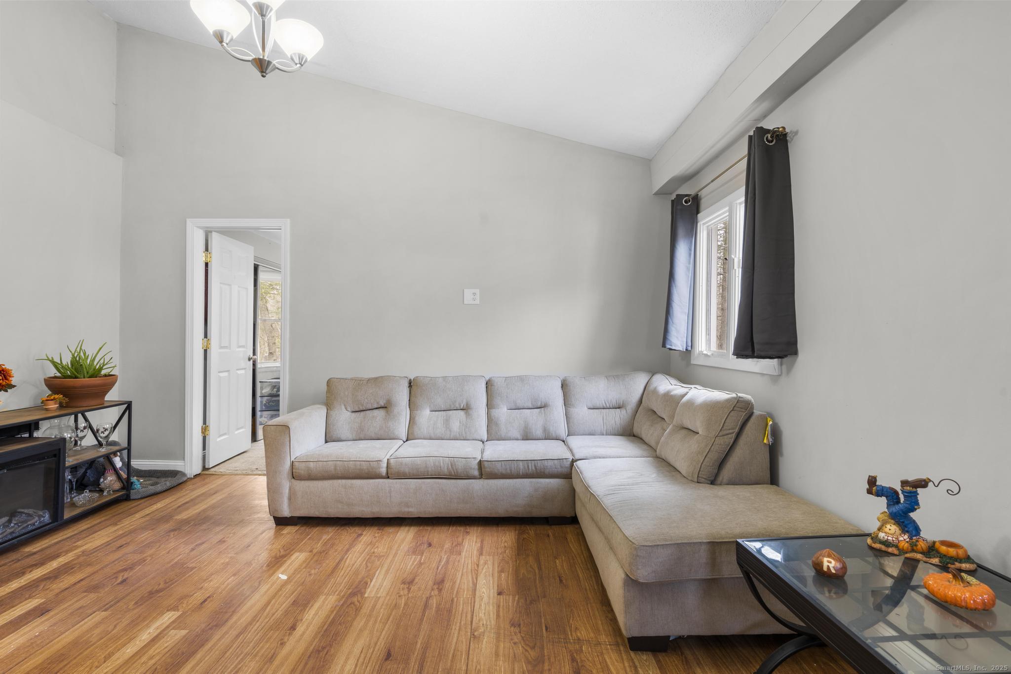 Plymouth, Connecticut 06782, United States, 7 Bedrooms Bedrooms, ,3 BathroomsBathrooms,Residential,Active,244704