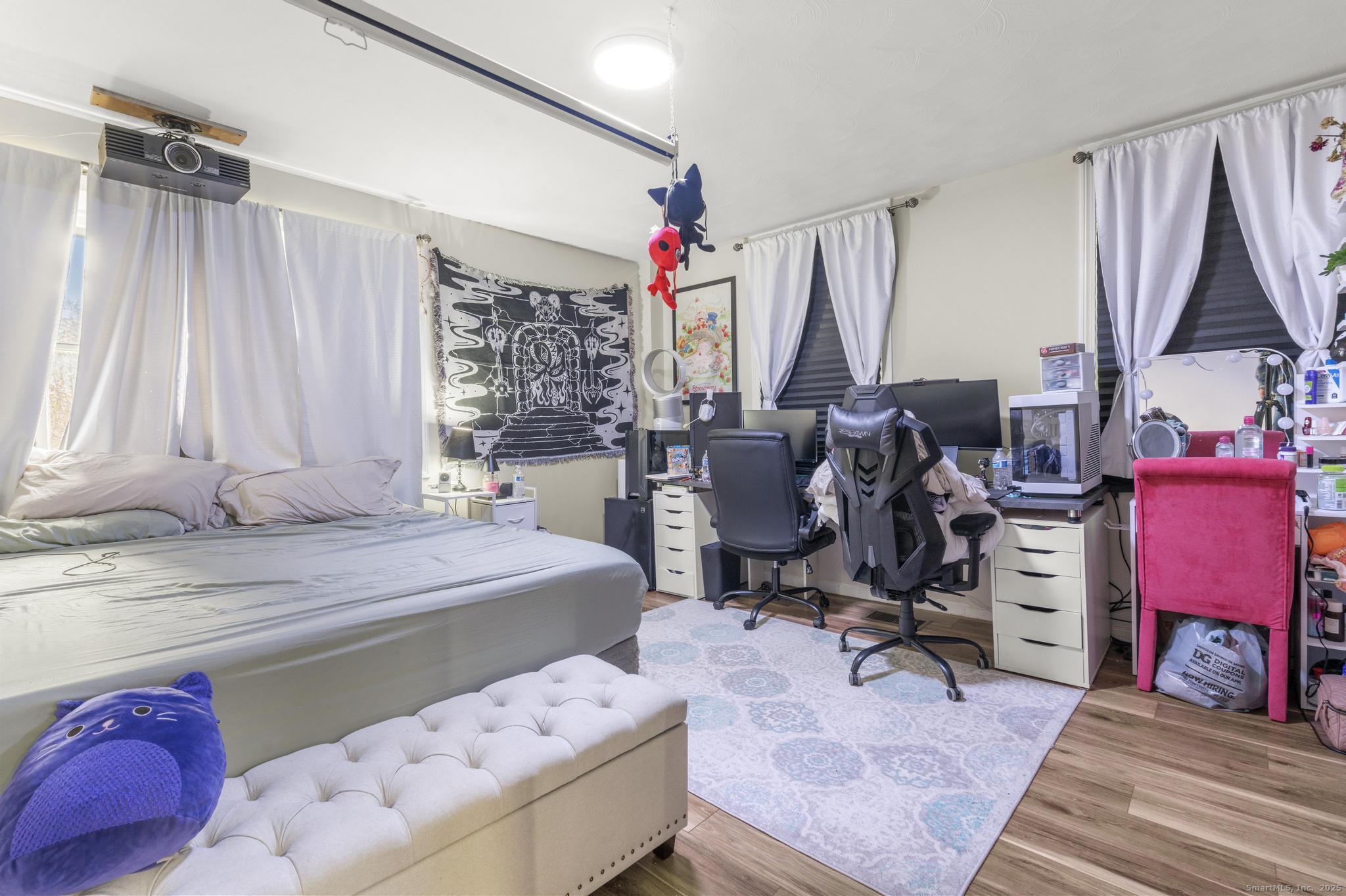 Plymouth, Connecticut 06782, United States, 7 Bedrooms Bedrooms, ,3 BathroomsBathrooms,Residential,Active,244704