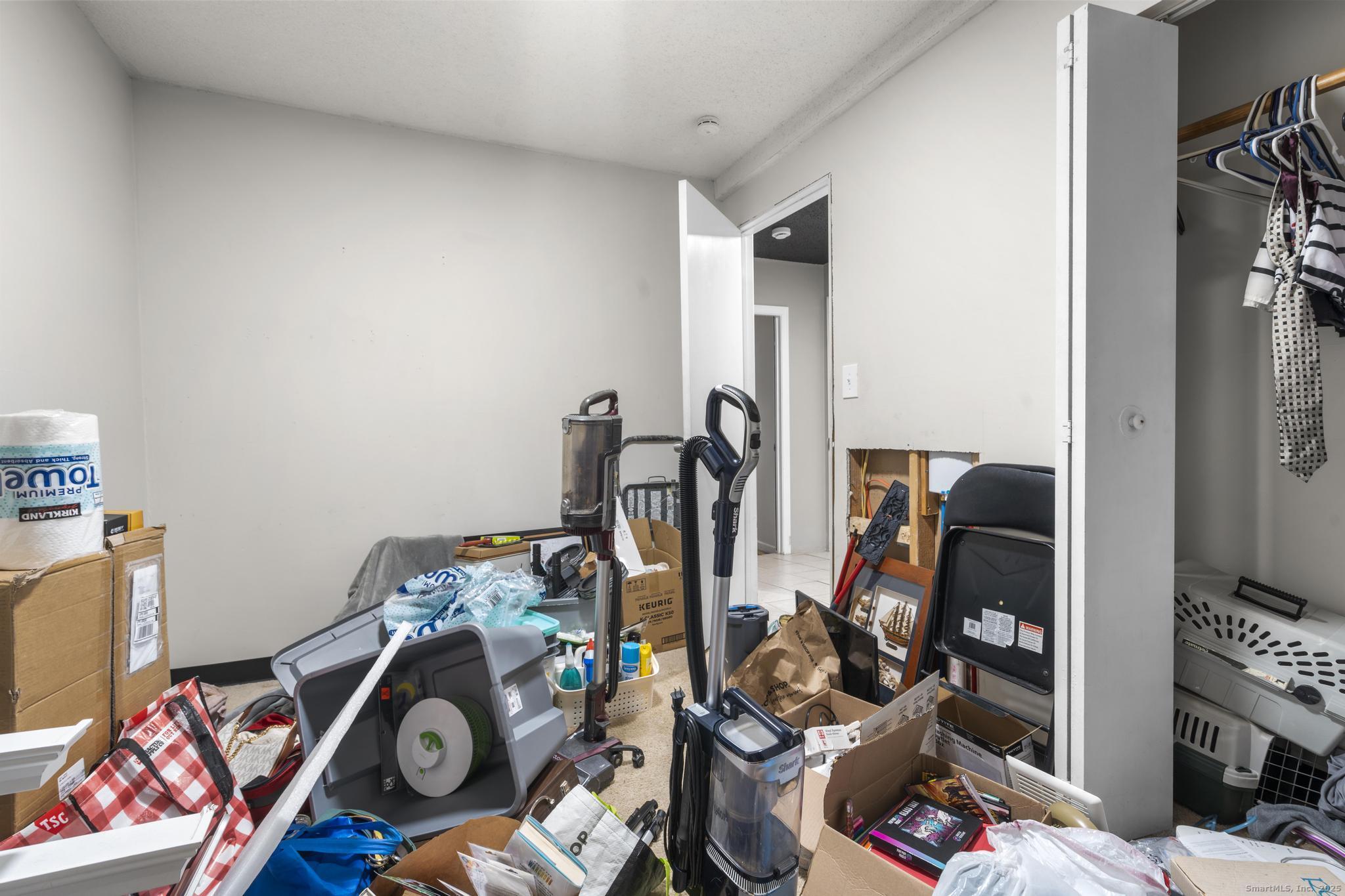 Plymouth, Connecticut 06782, United States, 7 Bedrooms Bedrooms, ,3 BathroomsBathrooms,Residential,Active,244704