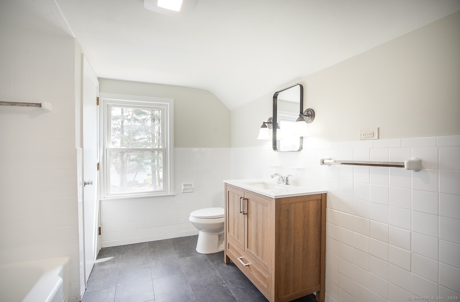 60 S Center Street, Windsor Locks, Connecticut image 21