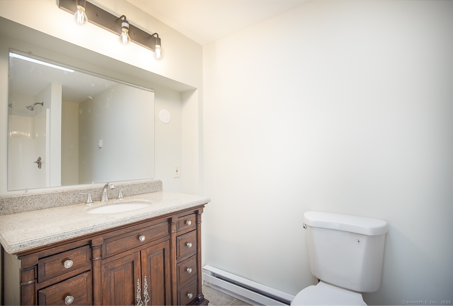 60 S Center Street, Windsor Locks, Connecticut image 16