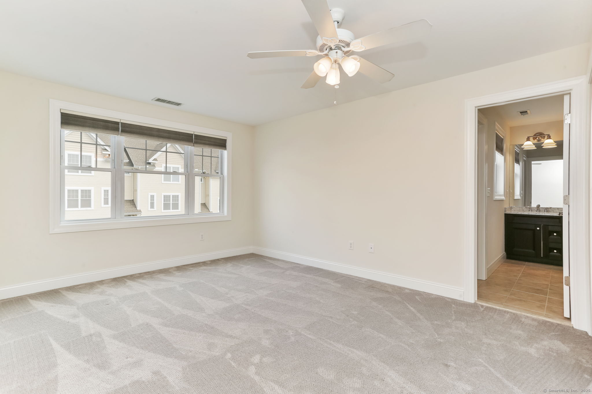131 Kyles Way #131, Shelton, Connecticut image 12