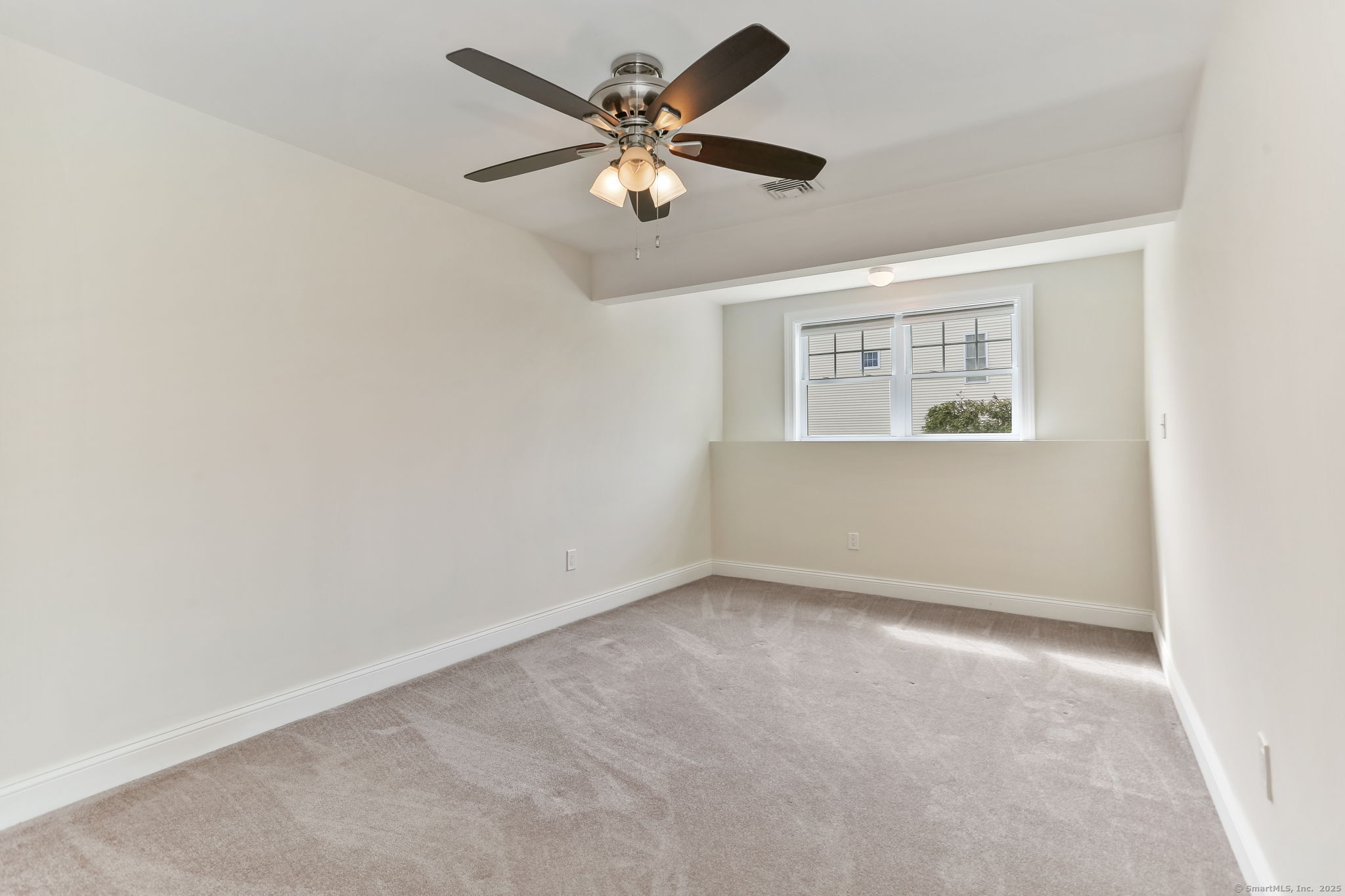 131 Kyles Way #131, Shelton, Connecticut image 15