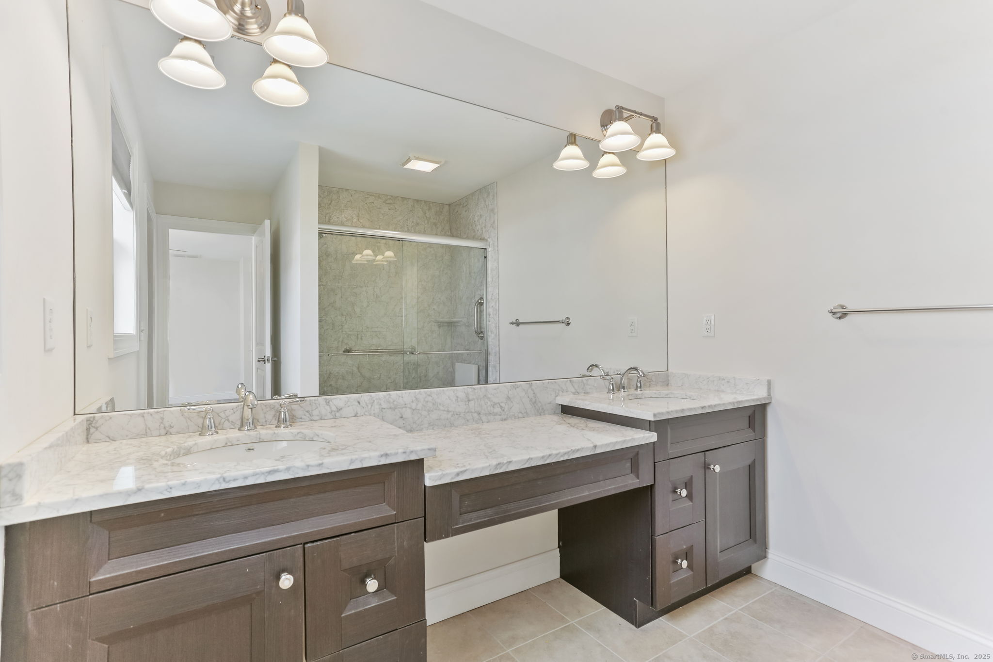 131 Kyles Way #131, Shelton, Connecticut image 13