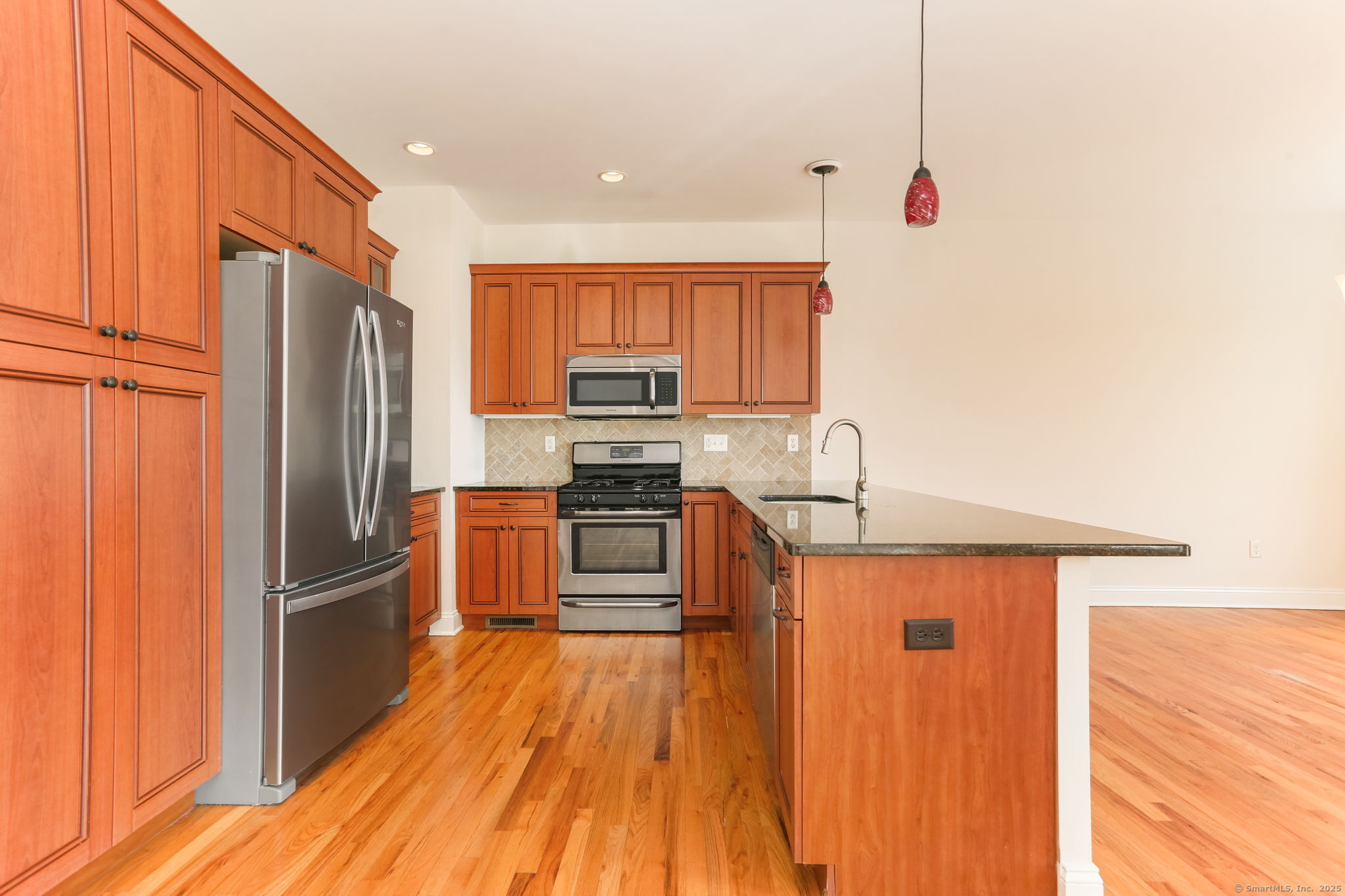 131 Kyles Way #131, Shelton, Connecticut image 3