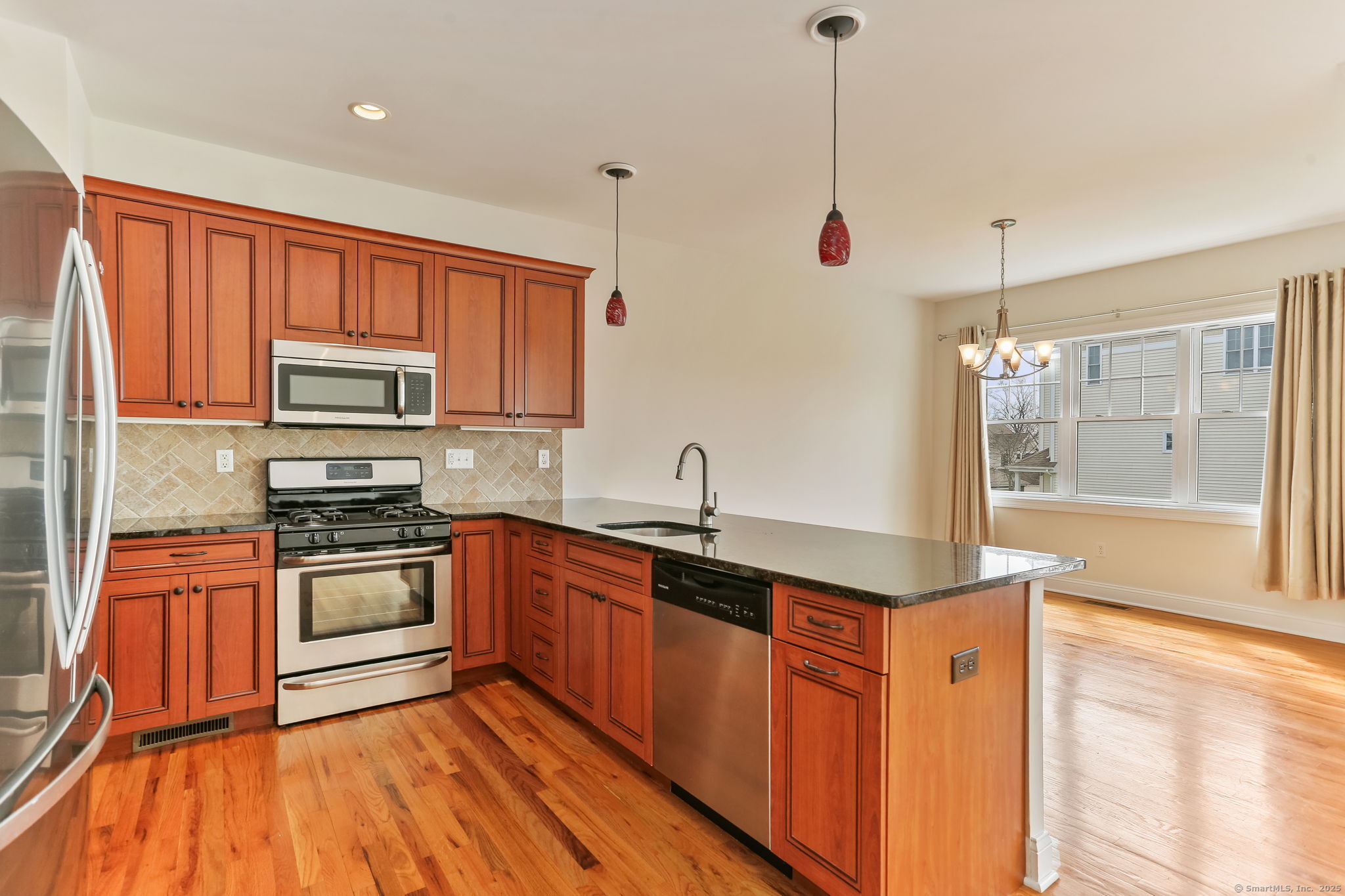 131 Kyles Way #131, Shelton, Connecticut image 4