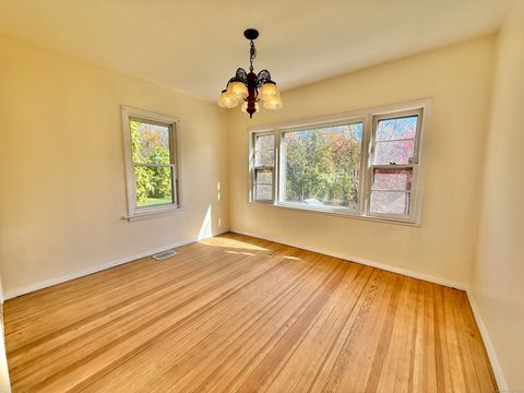 Tiny photo for 8 Main Street N, Bethlehem, CT 06751 (MLS # 24134171)