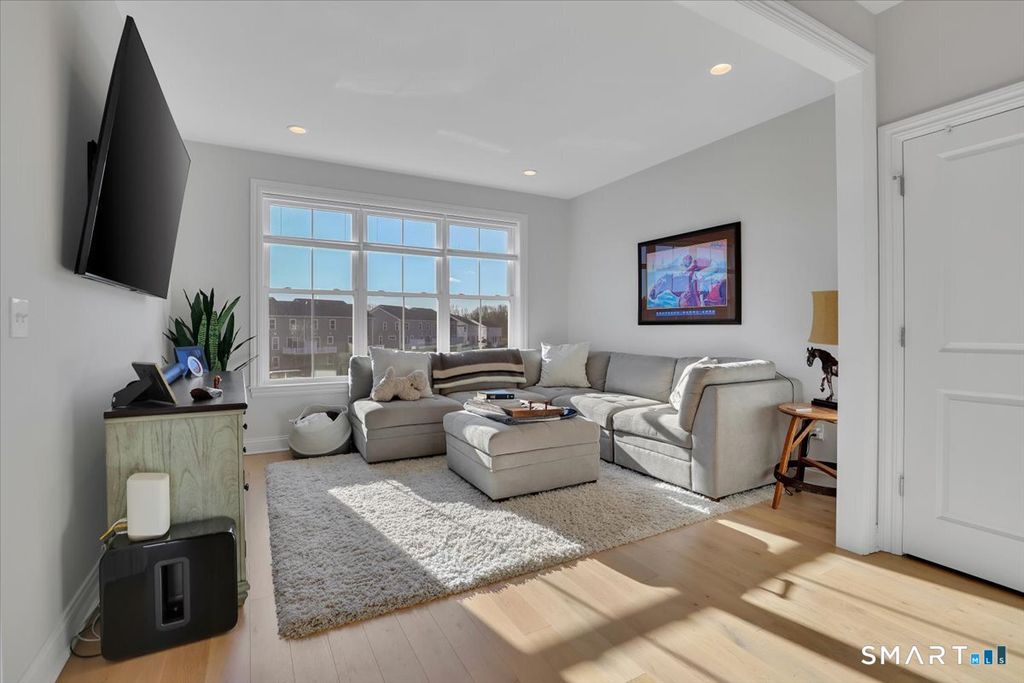 Photo of 8 Soderman Way #8, Cheshire, CT 06410 (MLS # 24149145)