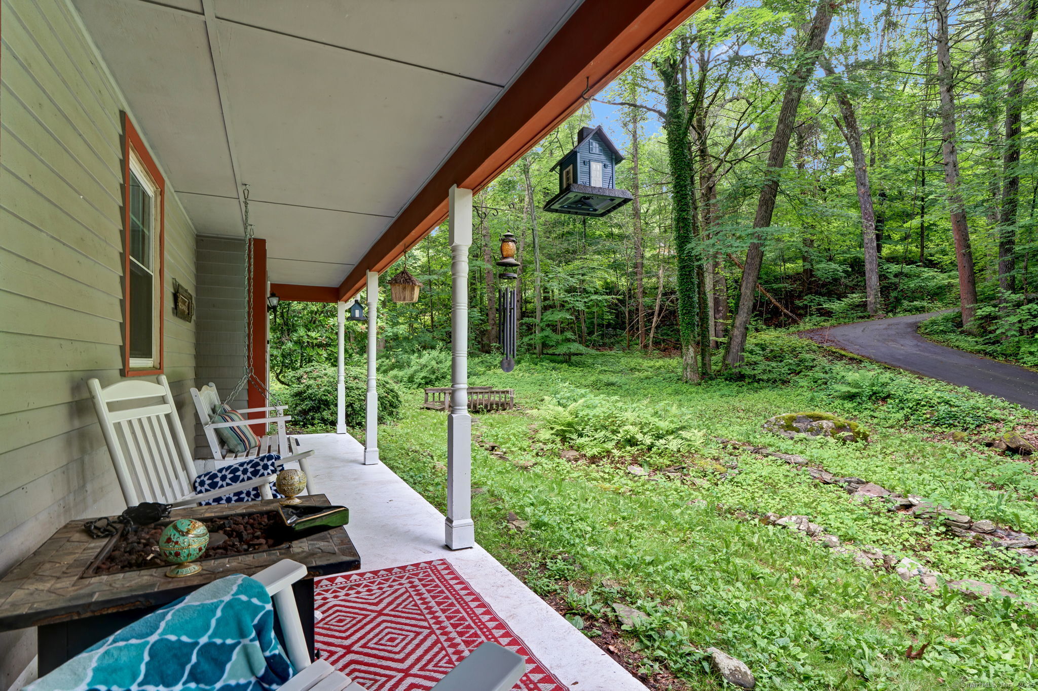 79 Ledgewood Drive