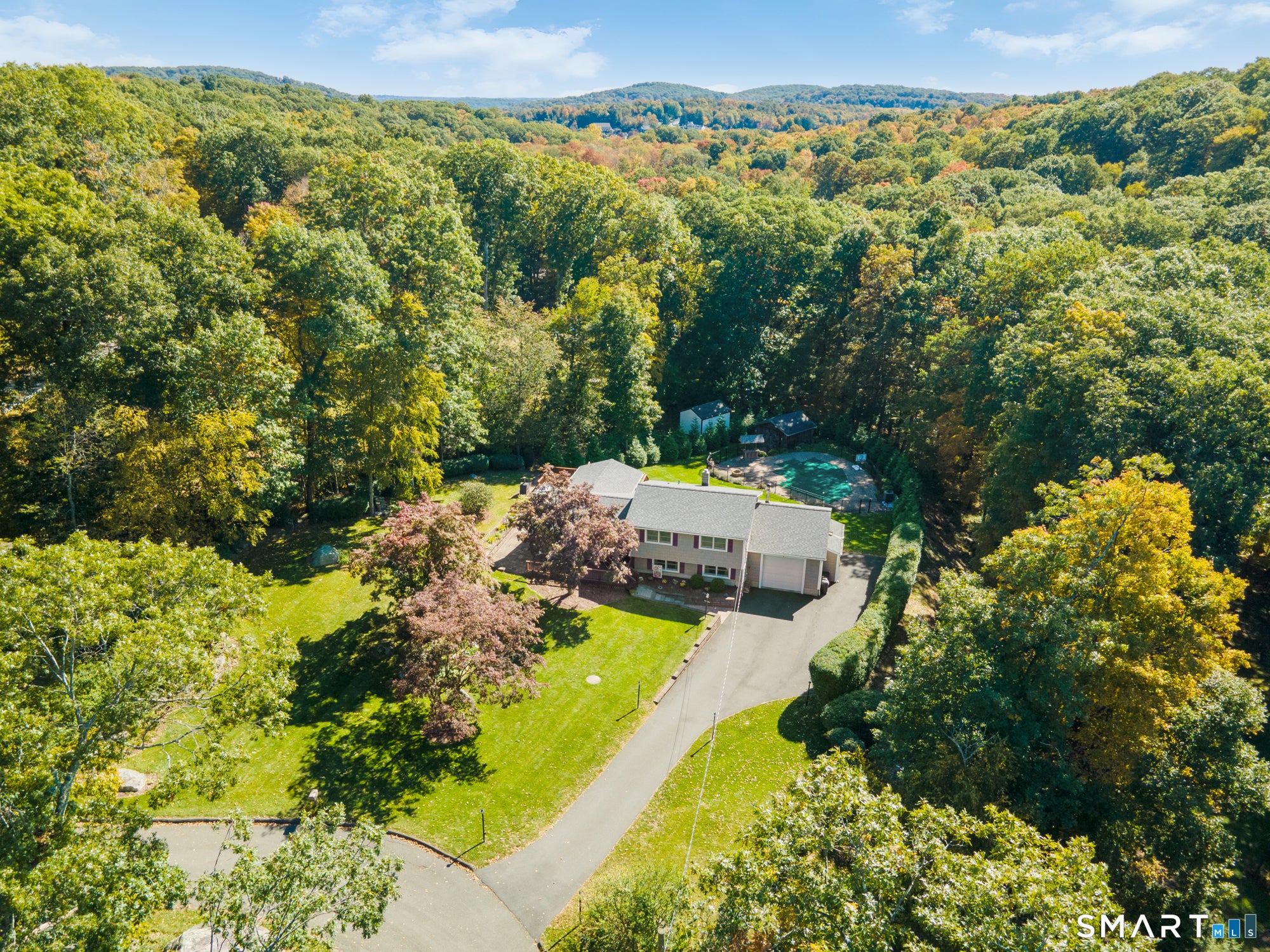 5 Twin Rocks Drive