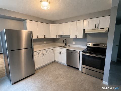 Photo of 47 Terrace Gardens #47, Wallingford, CT 06492 (MLS # 24198397)