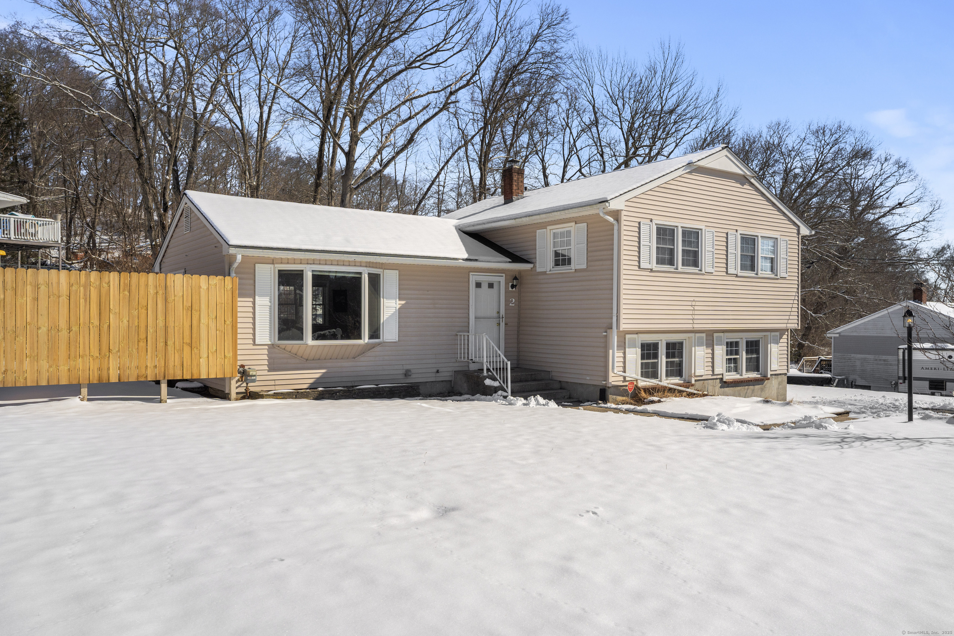 2 Shore Road, Norwich, Connecticut image 2