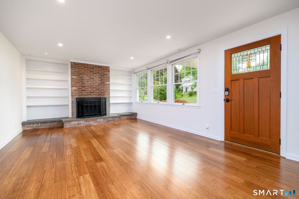 Photo of 39 Kenilworth Drive W, Stamford, CT 06902 (MLS # 24192009)