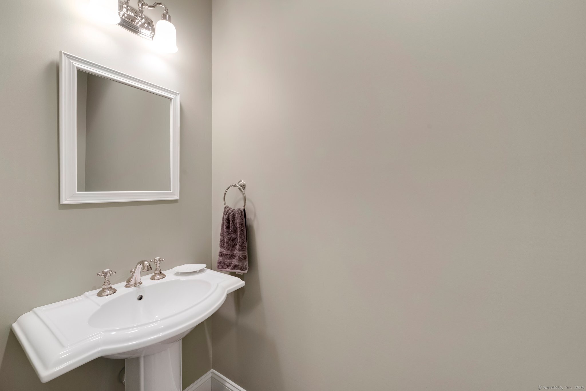 8 Brittanis Way, Ellington, Connecticut image 22