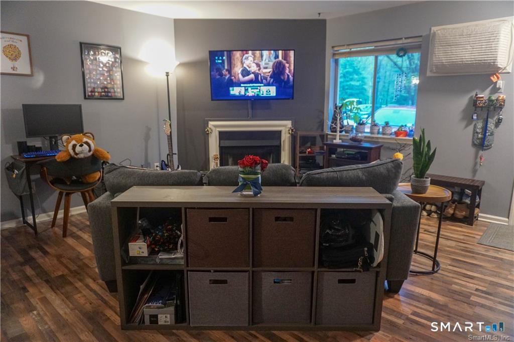 2A Jeanette Street 53