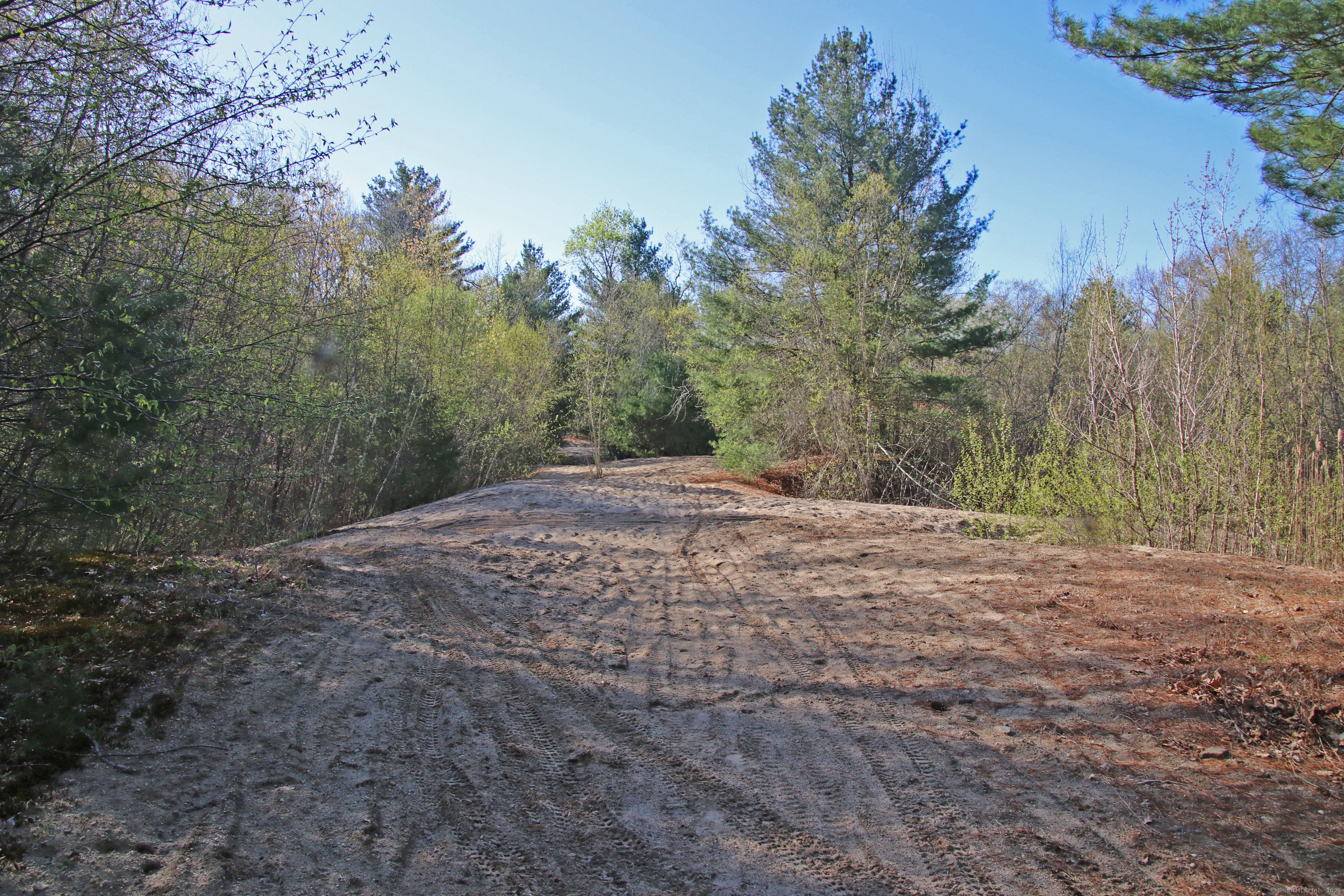 Clarke Road, Lebanon, Connecticut image 7