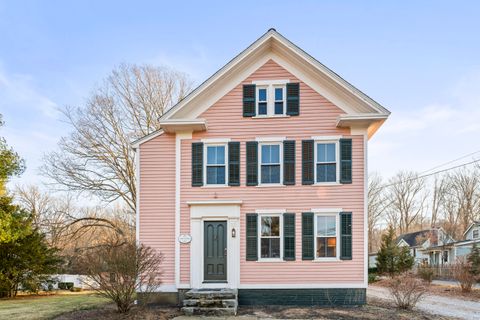 32 Main Street Essex CT 06442