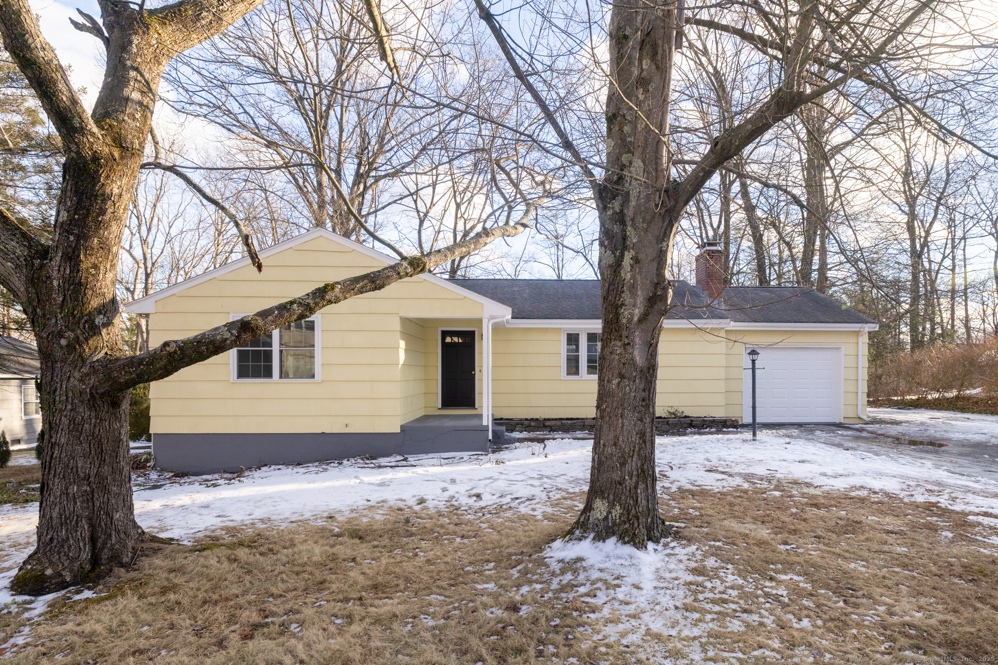 25 Ohio Drive, Bristol, Connecticut image 2