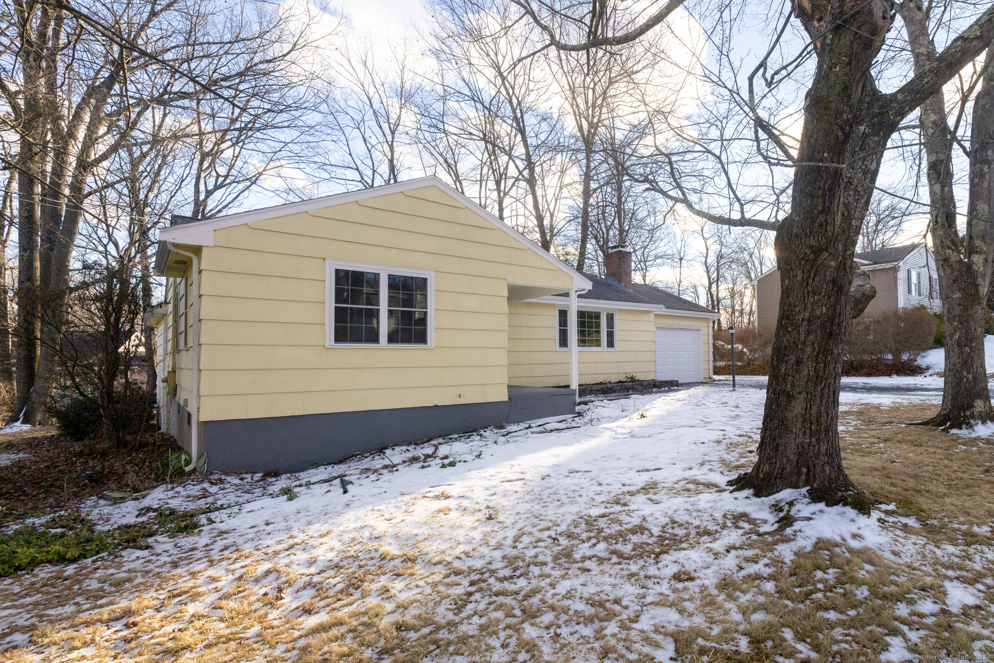 25 Ohio Drive, Bristol, Connecticut image 6